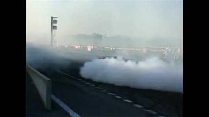Crazy Camaro Burnout