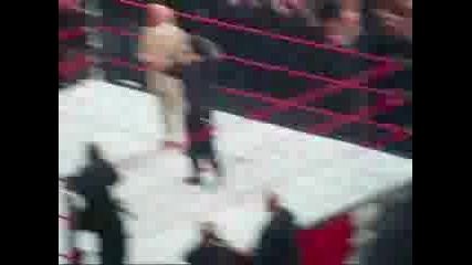 WWE, Гробаря и Винс изпращат Рик Светкавицата