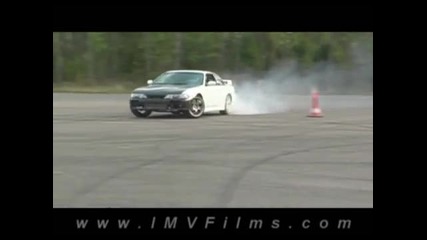 Drifting Nissan Rb25 S13 