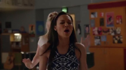 Valerie - Glee Style (season 5 episode 12)
