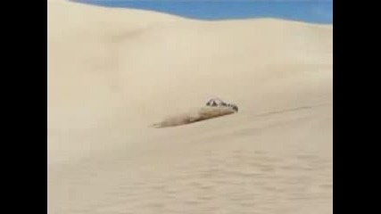 Каране На Бъги В Пустинята