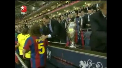 2011 sampiyonlar Ligi sampiyonu Barcelona Kupa T