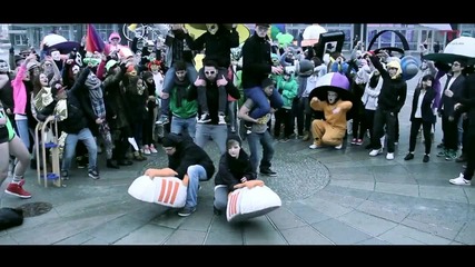 Harlem Shake vs Gangnam Style