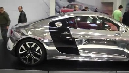 Само за фенове на Аudi!!!уникално Audi R8 V10 !
