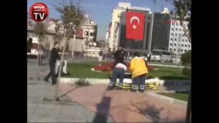 Самоубийствен бомбен атентат в площад Таксим в Истанбул, 22 ранени 