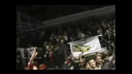 Волейболистите на Цска скандират заедно с феновете
