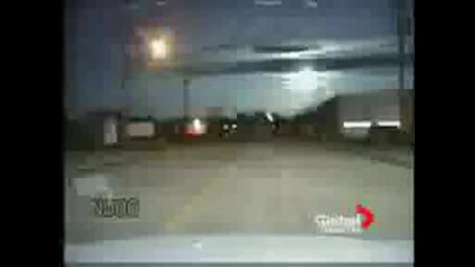 Падащ Метеор Заснет От Полицията