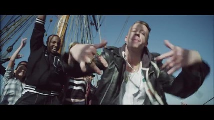 Macklemore & Ryan Lewis - Can't Hold Us Feat. Ray Dalton (official Music Video)