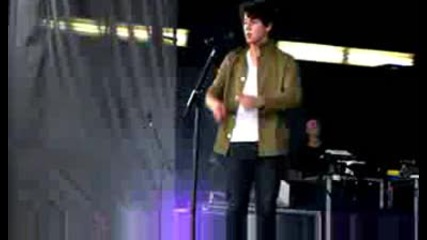 Jonas Brothers - tonight (*)
