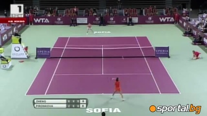 Цветана Пиронкова обърна с Дже Джън в турнира на Шампионките в София