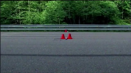 Bugatti Veyron vs Porsche 911 Turbo Switzer R750