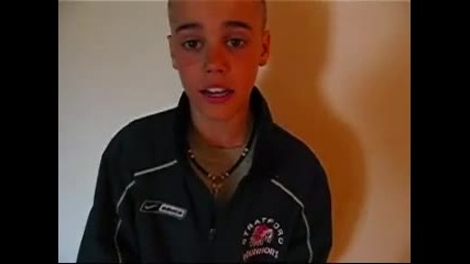 Justin singing Because of You by Ne - yo