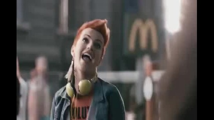 Поли Генова със реклама на Mcdonalds