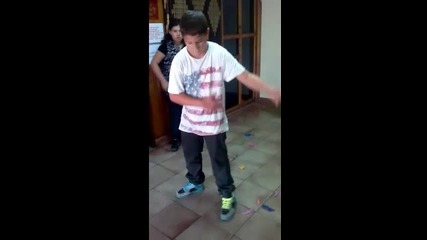 First dubstep dance'emo