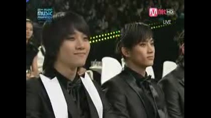 2ne1 - Song of the Year Award at Mama