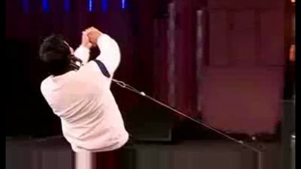 Индиец прави невероятни неща Manjit Singh Britains Got Talent 2009