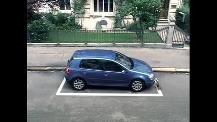 Кола с робот