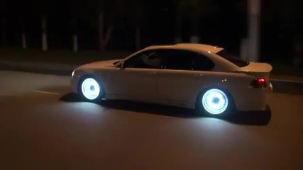 Sick Glow In The Dark Rims On Bmw 7 Series!