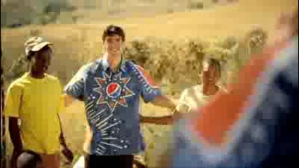Kaka vs Drogba - Funny Pepsi Commercial [world Cup 2010]