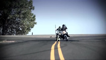 Motorcycle vs. Car Drift Battle 2