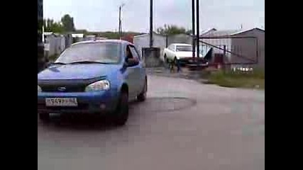 Луди Руснаци С Lada Kalina