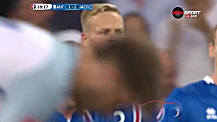 Сигторсон прати Англия в девета глуха