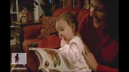 Бебе си мисли,че може да яде храна от списание