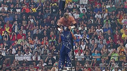 Rey Mysterio and Dominik react to infamous SummerSlam 2005 Ladder Match: WWE Playback