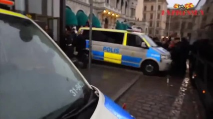 Justin Bieber and Selena Gomez leaving the Grand Hotel in Stockholm.