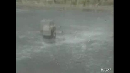 Взривяване На Тухла!!!