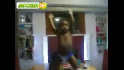 Невероятно !!! бебе рапър 