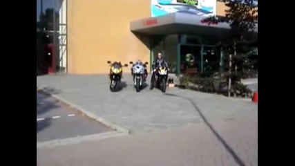 idiot :d
