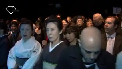 fashiontv Ftv.com - Paris Fw F W 09 - 10 Hiroko Koshino Front Row 