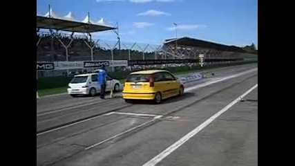 Peugeot 106 Rallye S2 vs. Fiat Punto Gt Drag Race 