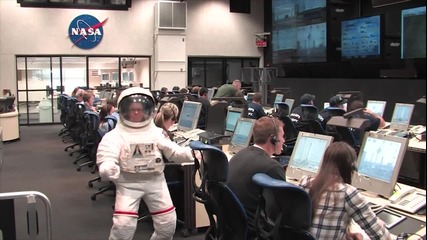 ето как се забавляват в ''nasa''- harlem shake