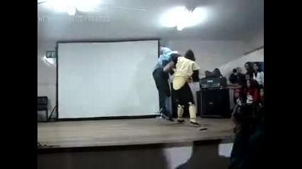 На живо Sub - Zero vs Scorpion Mortal Kombat 