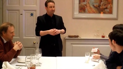 Повишаващите карти - Andyfieldmagic за превъзходни уроци трик с карти и готини подаръци!