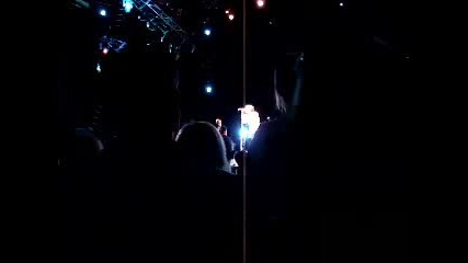 Kelly Clarkson Walk Away Live Smirnoff Centre, Dallas July 2006 
