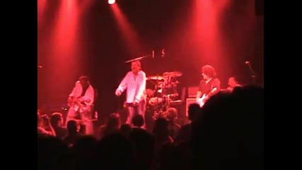 Ian Gillan - Hang Me Out To Dry - Phoenix Concert Theatre 