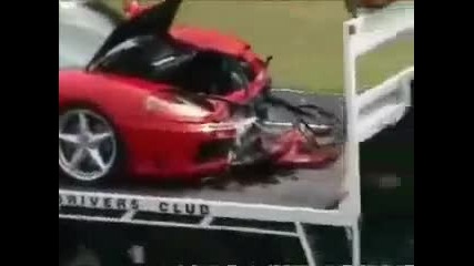 Тъпа катастрофа с Ферари