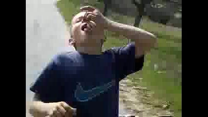 Пешо лапа жаби - Ивг.mp4 