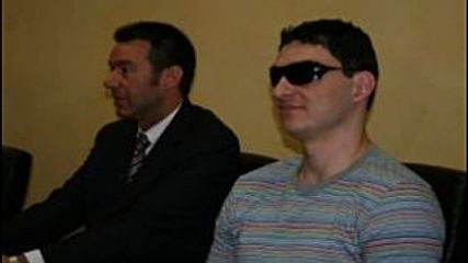 Владо Николов