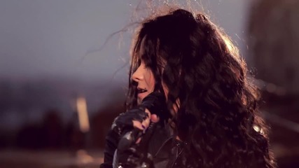 Inna - Club Rocker ( Rook the roof - Live Session) 2011