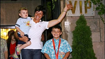 Второкласник решава дали Нейкова ще гребе на Европейското