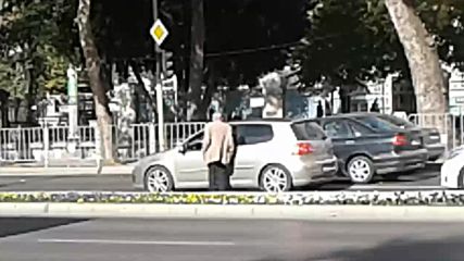Недосегаемият дядо