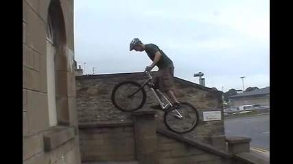Ben Travis - Sunday Riding 