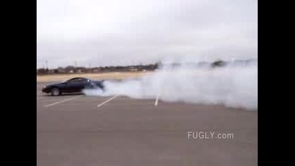 Chevy Camaro Burnout