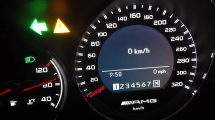 Mercedes Benz C63 Amg 0-250 km/h