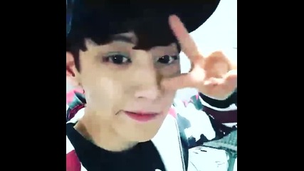 140509 Chanyeol Instagram Video 3 - Wink ;)