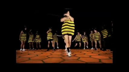 Bee - Boy dance crew drops dead 